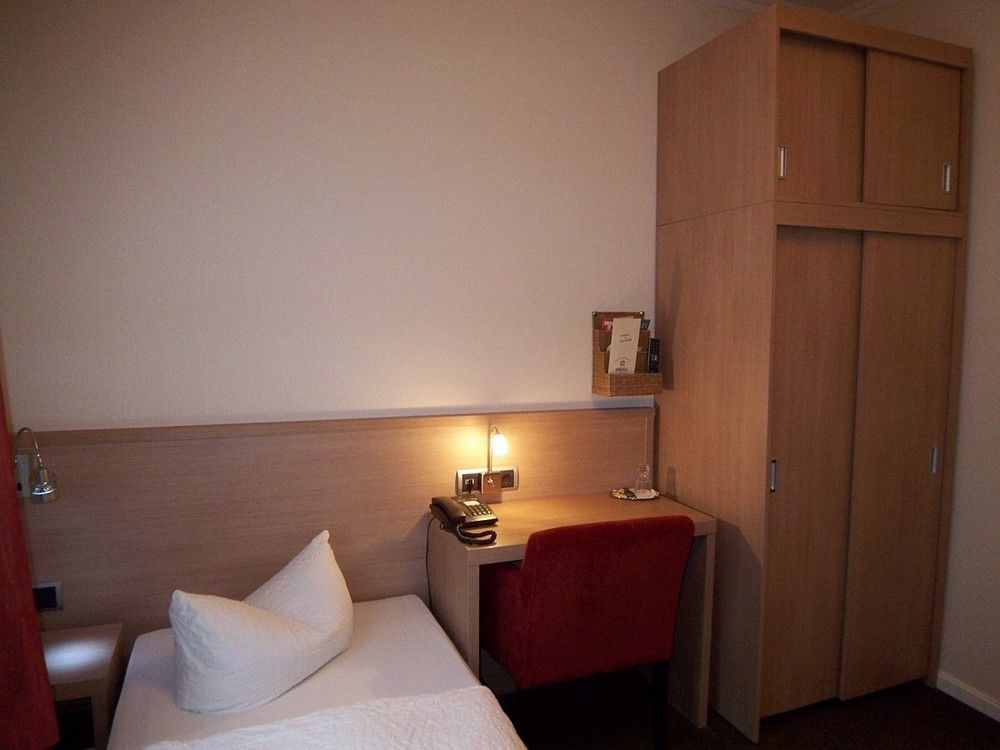 Hotel Sprenz Oldenburg Ngoại thất bức ảnh