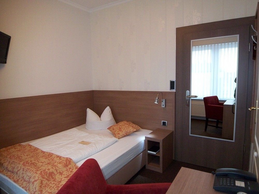 Hotel Sprenz Oldenburg Ngoại thất bức ảnh