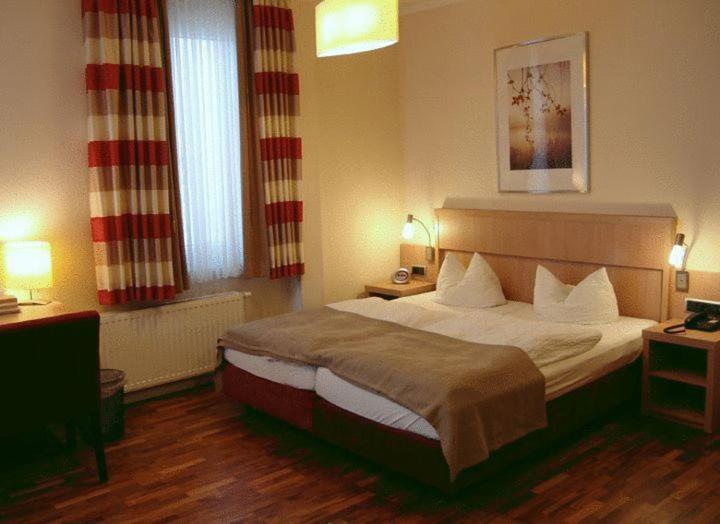 Hotel Sprenz Oldenburg Ngoại thất bức ảnh