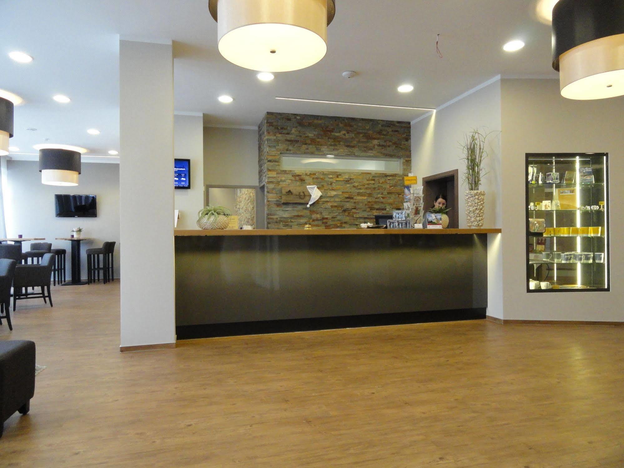 Hotel Sprenz Oldenburg Ngoại thất bức ảnh